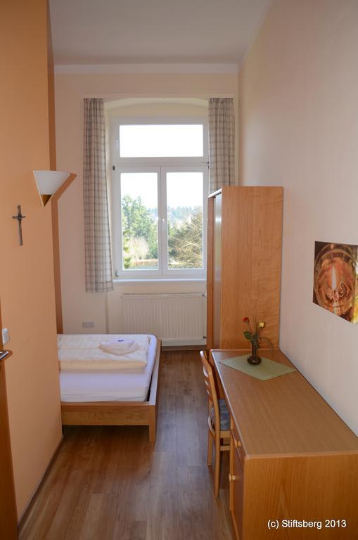 Stiftsberg - Bildungs- Und Freizeitzentrum Kyllburg Exterior photo